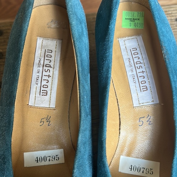 Vintage Nordstrom Made in Italy Blue Suede Pumps with Geometric Design Women 5.5 - Picture 6 of 10